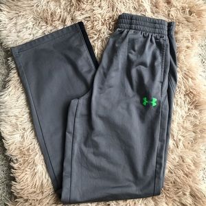 Boys youth XL under armour athletic pants